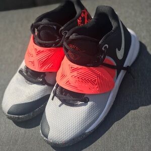 Nike kyrie flytrap III shoes